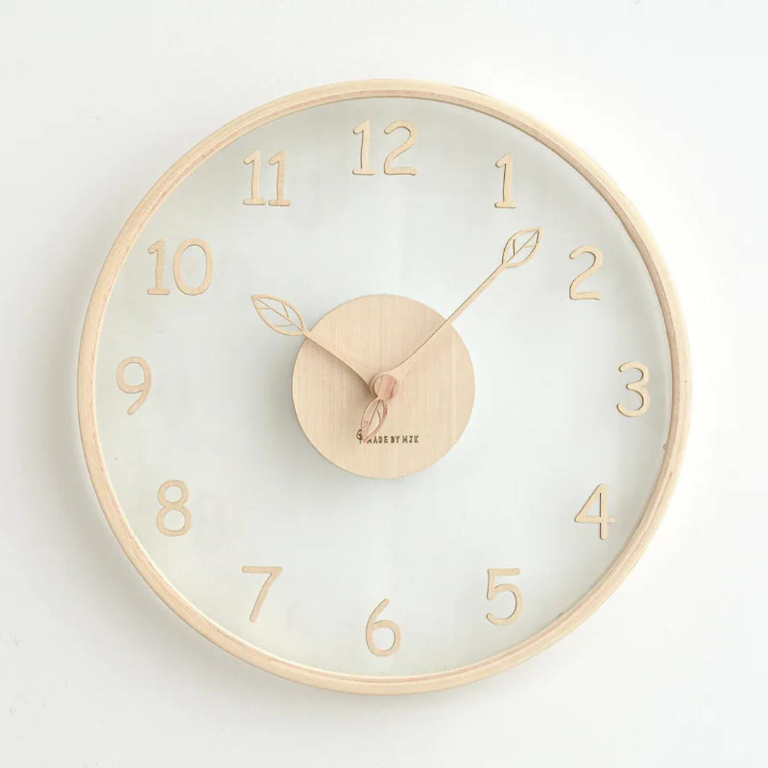 Metrona - Horloge murale élégante en bois et verre