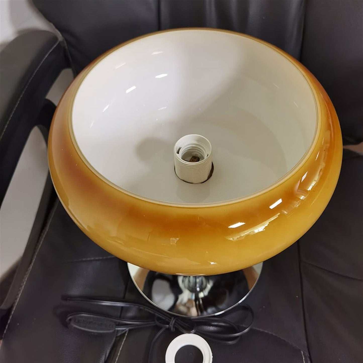 Vintage Style Egg Table Lamp