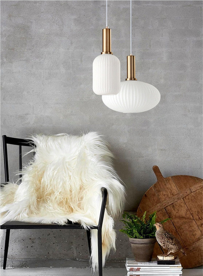 Hanging lamp in tinted glass