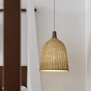 HatWicker Pendellampa i Flätad Rotting - Elegant Kupollampa i Rotting