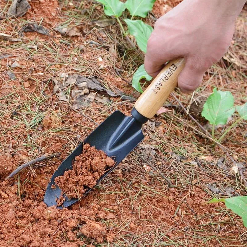Truelle de jardin ergonomique en acier carbone forgé